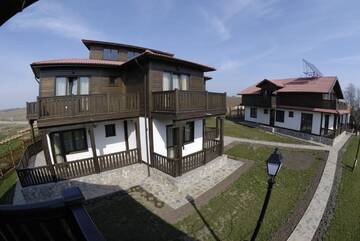 Фотографии Курортные отели Hotel Complex Zlatnata Ribka г. Дуранкулак (Болгария) №5 Фото Курортные отели Hotel Complex Zlatnata Ribka г. Дуранкулак 5