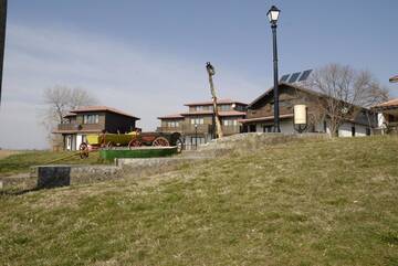 Фотографии Курортные отели Hotel Complex Zlatnata Ribka г. Дуранкулак (Болгария) №3 Фото Курортные отели Hotel Complex Zlatnata Ribka г. Дуранкулак 3